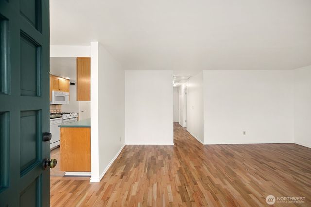 616 S 25th Street, Renton, WA 98055