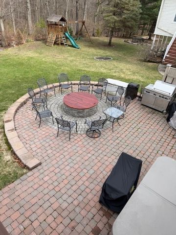 19 Susan Drive, Cumberland, RI 02864