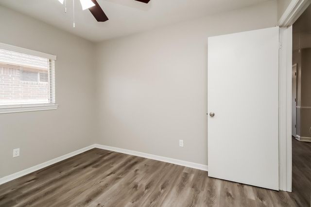 4919 Bayboro Park Drive, Friendswood, TX 77546