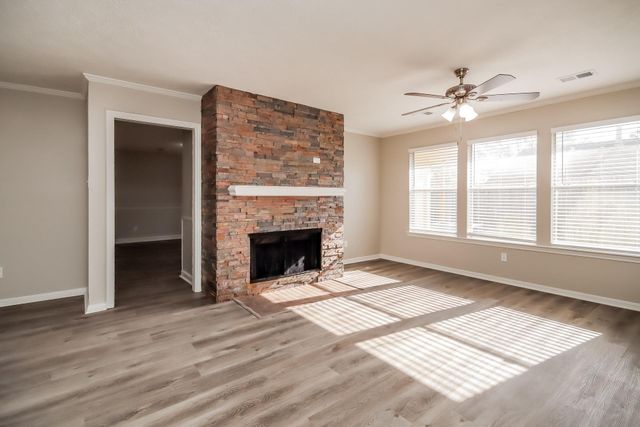 4919 Bayboro Park Drive, Friendswood, TX 77546