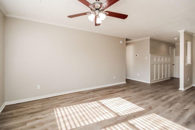 4919 Bayboro Park Drive, Friendswood, TX 77546