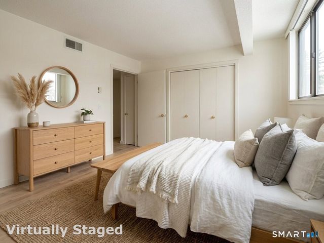 86 Heritage Village D, Southbury, CT 06488