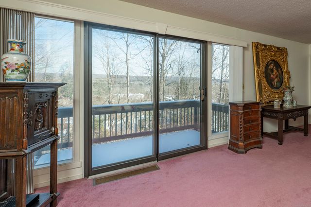 86 Heritage Village D, Southbury, CT 06488