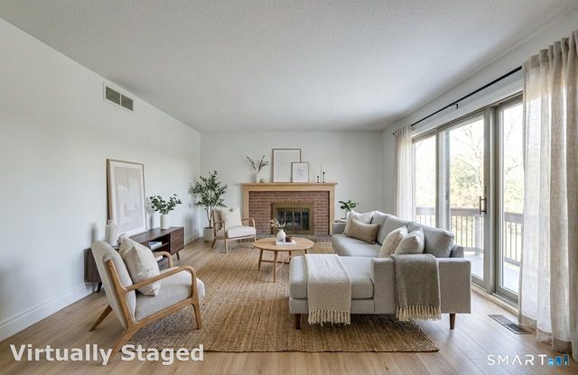86 Heritage Village D, Southbury, CT 06488