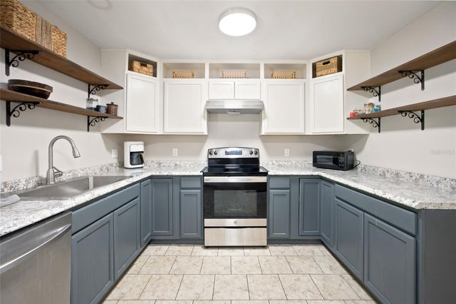 723 SE 30TH AVENUE, Ocala, FL 34471
