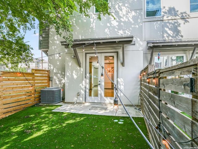 803 E Park Ave Unit 105, San Antonio, TX 78212