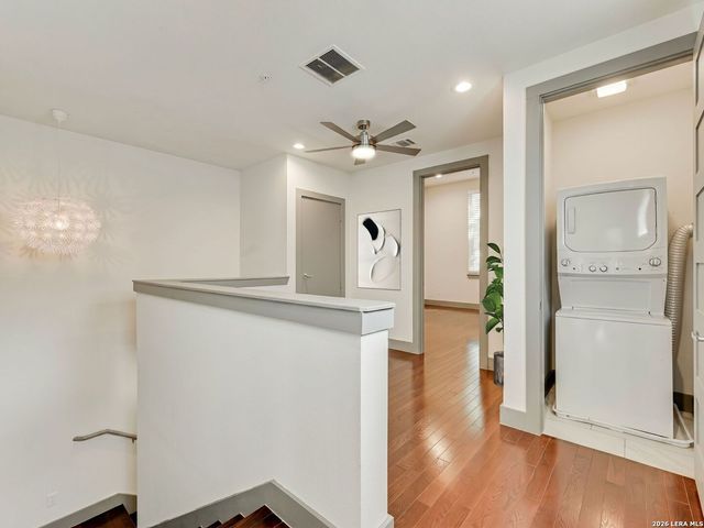 803 E Park Ave Unit 105, San Antonio, TX 78212