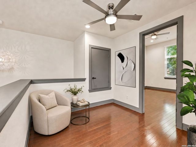 803 E Park Ave Unit 105, San Antonio, TX 78212