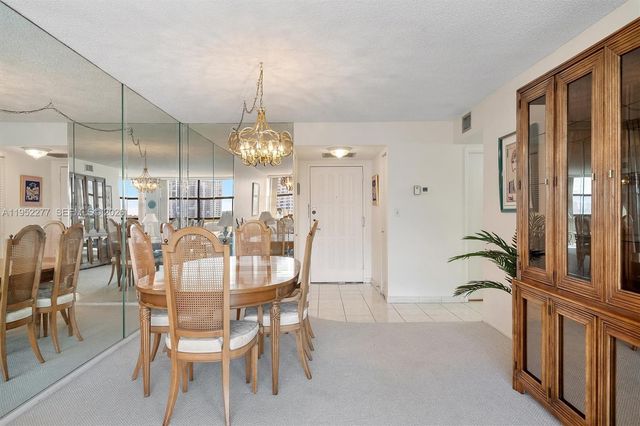 600 Parkview Dr 601, Hallandale Beach, FL 33009