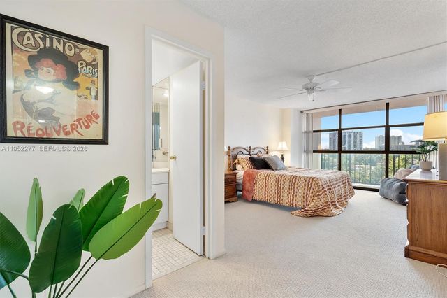 600 Parkview Dr 601, Hallandale Beach, FL 33009