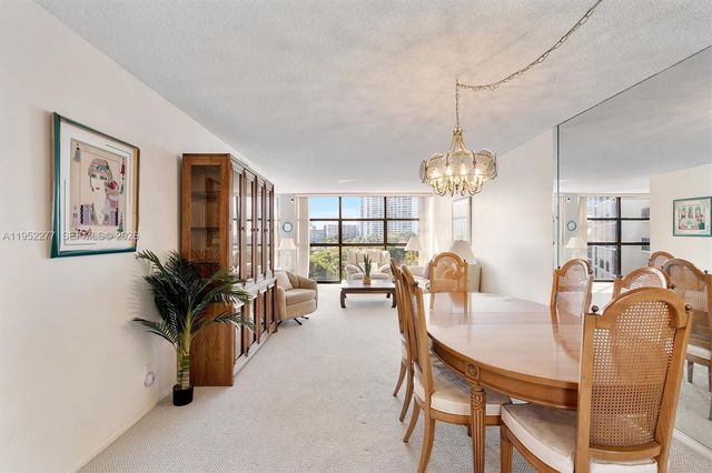 600 Parkview Dr 601, Hallandale Beach, FL 33009