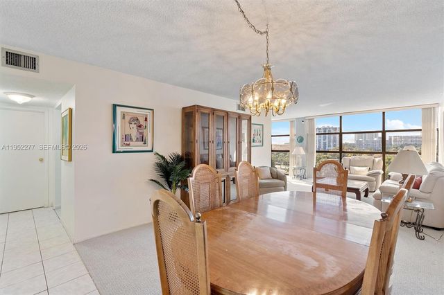 600 Parkview Dr 601, Hallandale Beach, FL 33009