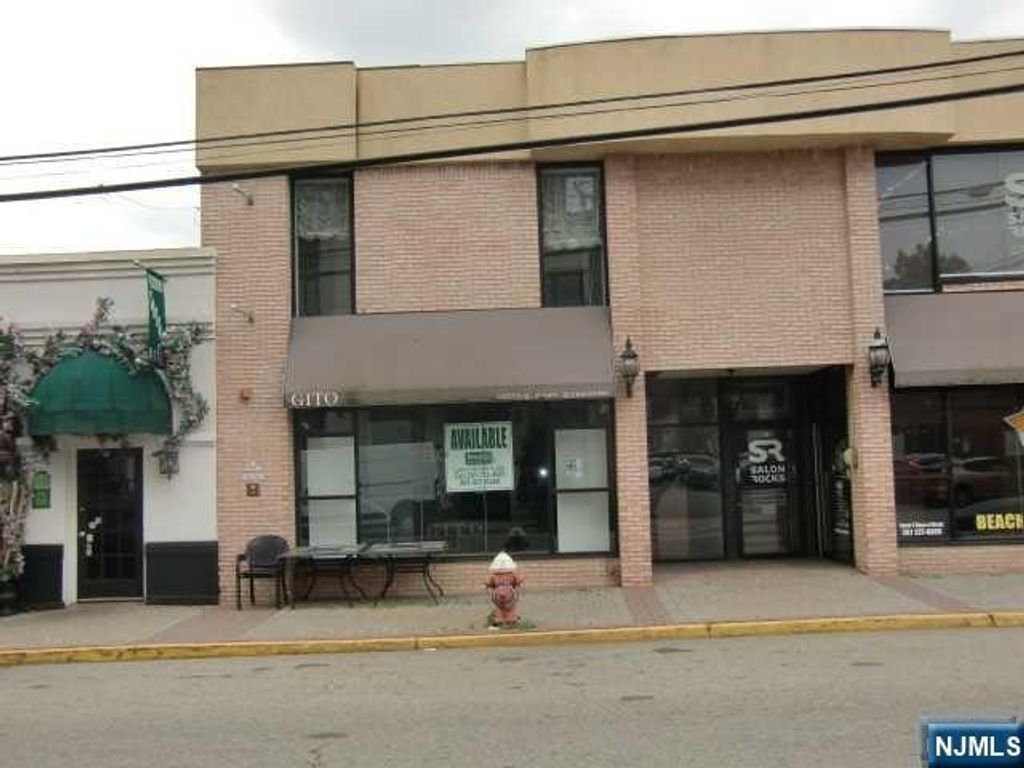 16-A S Dean Street, Englewood, NJ 07631