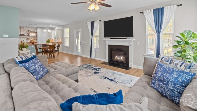 949 Castleoak Drive, Richmond Hill, GA 31324