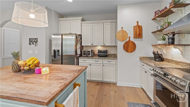 949 Castleoak Drive, Richmond Hill, GA 31324