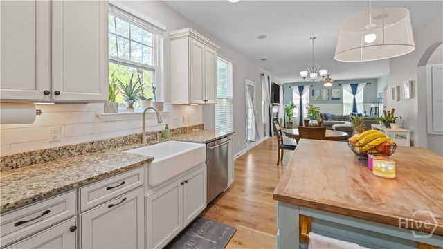 949 Castleoak Drive, Richmond Hill, GA 31324