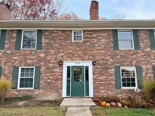 6930 Carriage Hill Drive 202, Brecksville, OH 44141