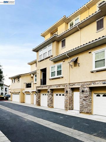 3291 Monaghan St., Dublin, CA 94568