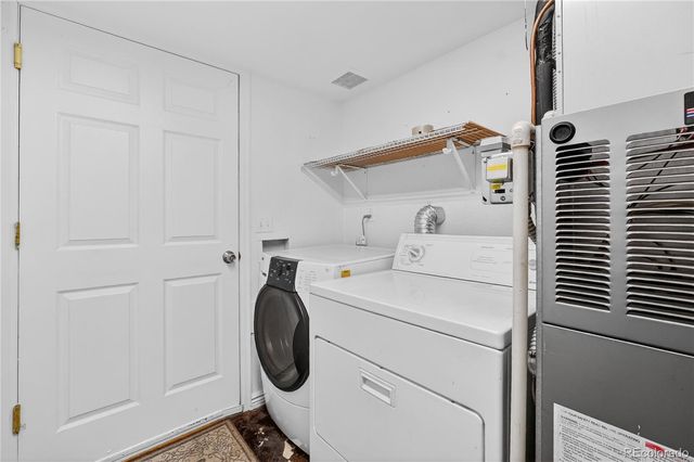 20604 E 38th Place, Denver, CO 80249