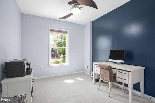 183 LONG POINT DR, Fredericksburg, VA 22406