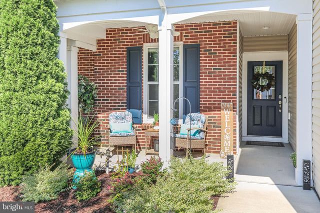 183 LONG POINT DR, Fredericksburg, VA 22406