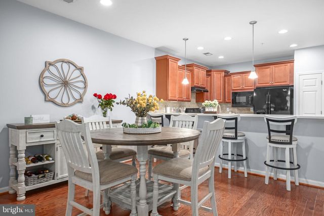 183 LONG POINT DR, Fredericksburg, VA 22406