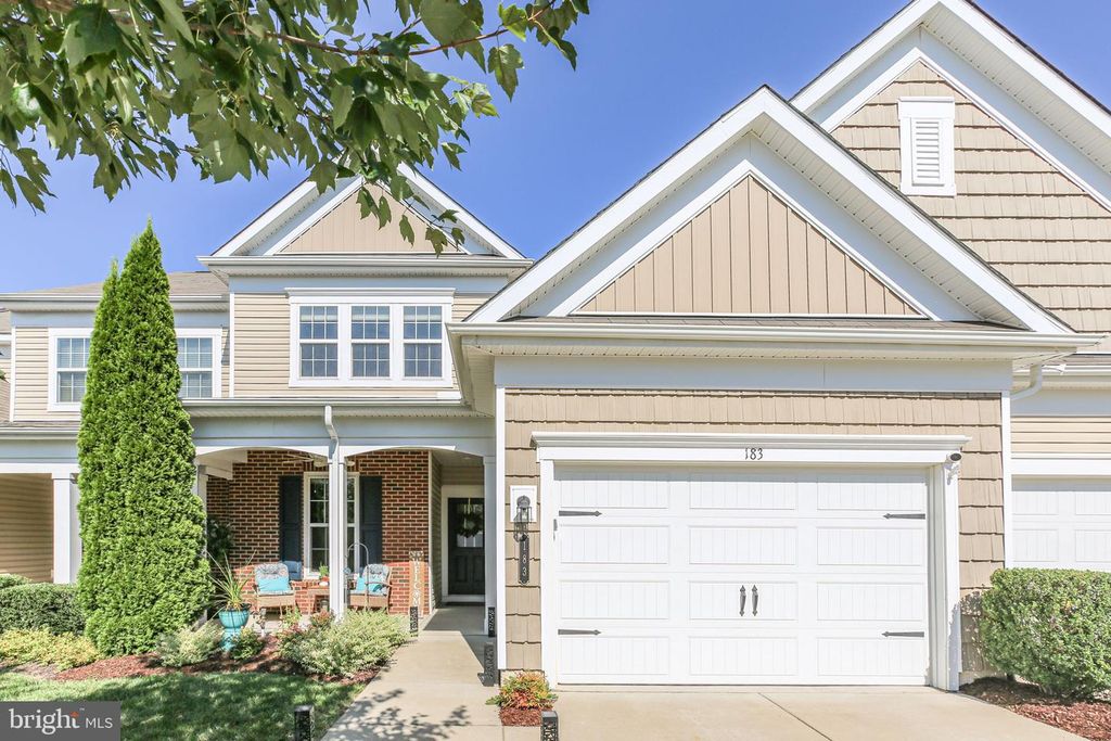183 LONG POINT DR, Fredericksburg, VA 22406