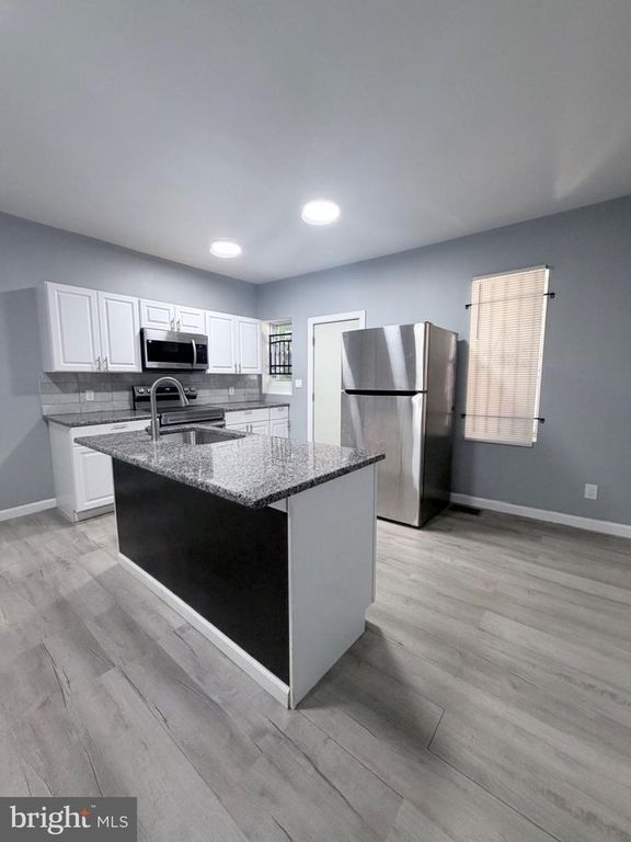1743 S 56TH ST, PHILADELPHIA, PA 19143 — photo 4
