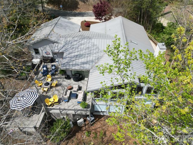 147 Watergate Road, Lake Lure, NC 28746