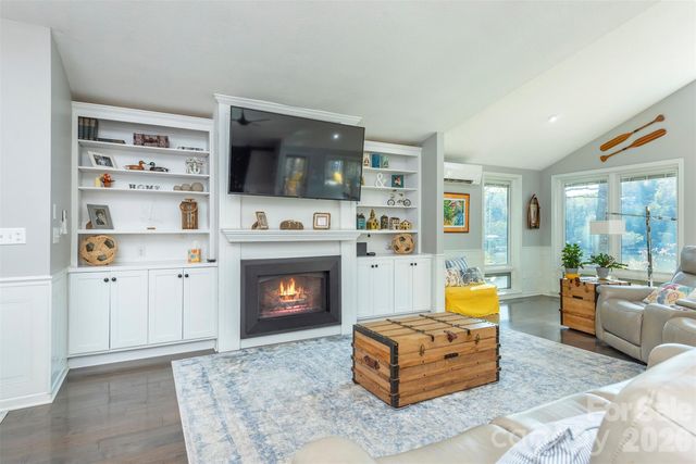 147 Watergate Road, Lake Lure, NC 28746