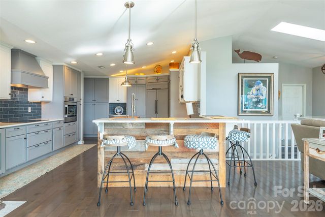 147 Watergate Road, Lake Lure, NC 28746