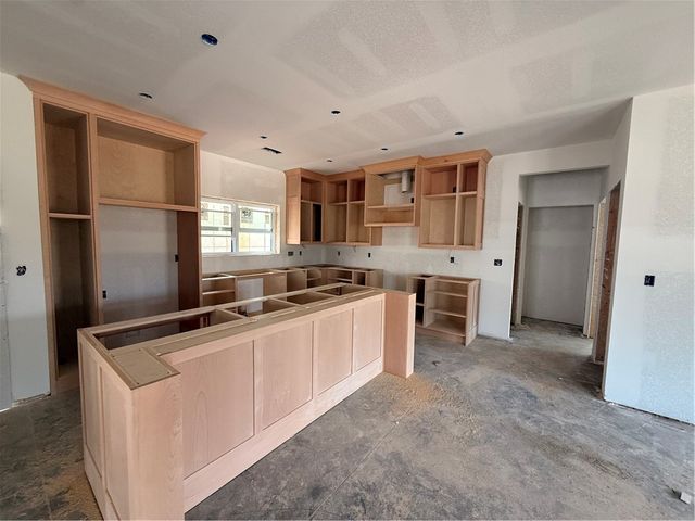 1902 N Double Springs Road, Fayetteville, AR 72704