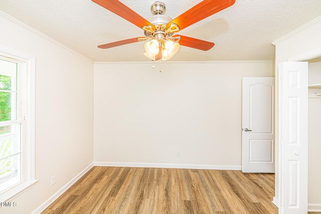 2919 Glebe Road, Henderson, NC 27537