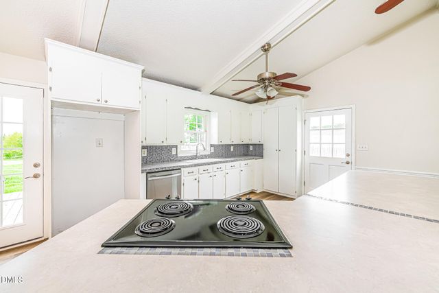 2919 Glebe Road, Henderson, NC 27537