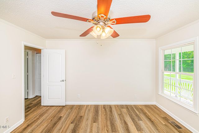 2919 Glebe Road, Henderson, NC 27537
