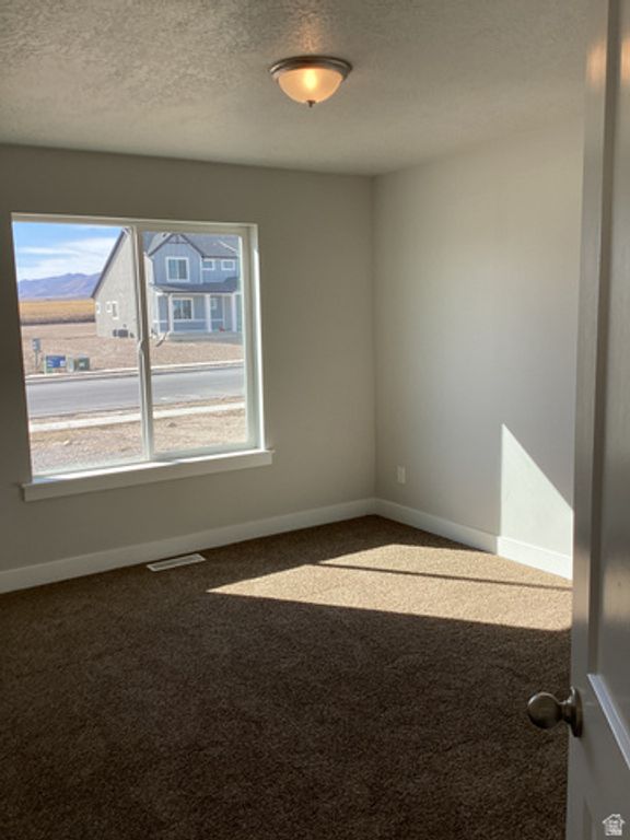 Image 20 of property listing at 796 W CHERRY ORCHARD LN, Grantsville, UT 84029