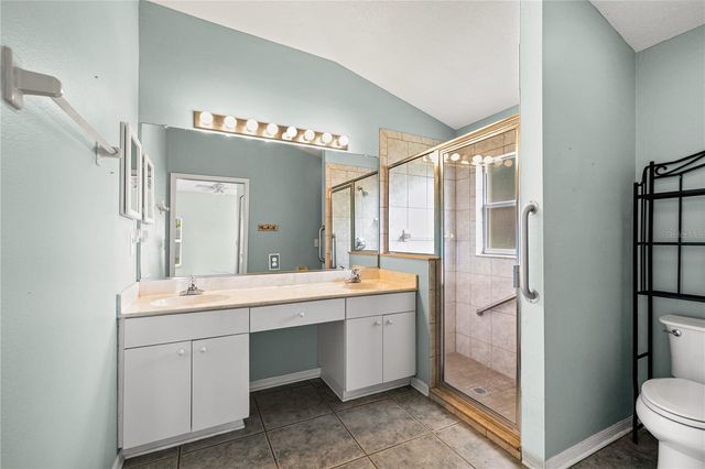 2724 GOLF LAKE DRIVE 26, Plant City, FL 33566