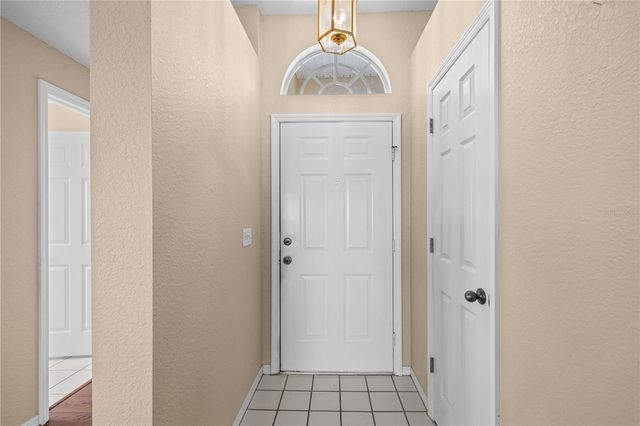 2724 GOLF LAKE DRIVE 26, Plant City, FL 33566