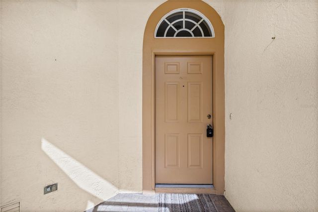 2724 GOLF LAKE DRIVE 26, Plant City, FL 33566