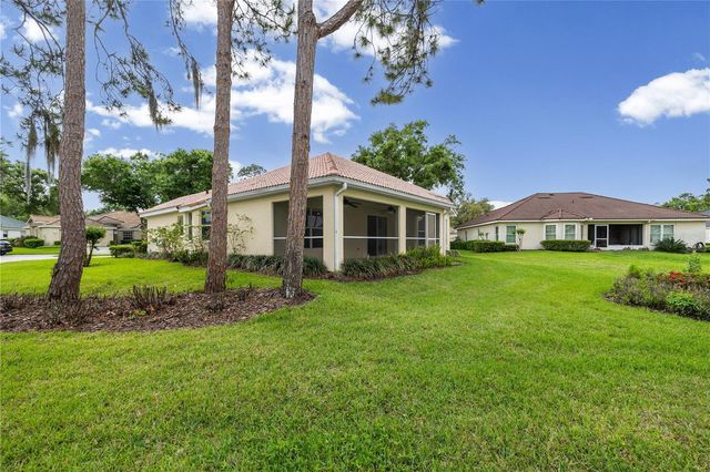 2724 GOLF LAKE DRIVE 26, Plant City, FL 33566