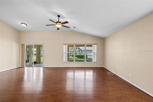 2724 GOLF LAKE DRIVE 26, Plant City, FL 33566