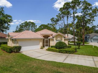 2724 GOLF LAKE DRIVE 26, Plant City, FL 33566