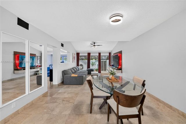 8703 Cleary Boulevard, Plantation, FL 33324