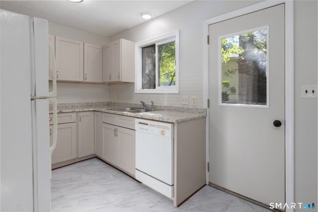 31 Chetelat Drive, Ashford, CT 06278