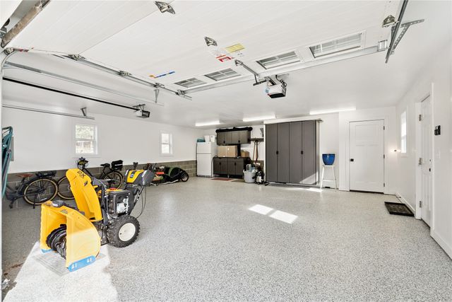 115 Tonawanda Drive, Des Moines, IA 50312