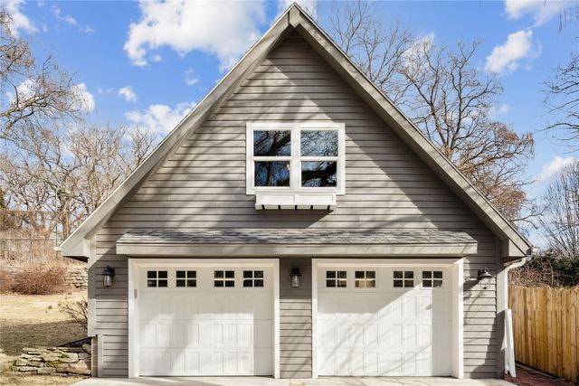 115 Tonawanda Drive, Des Moines, IA 50312