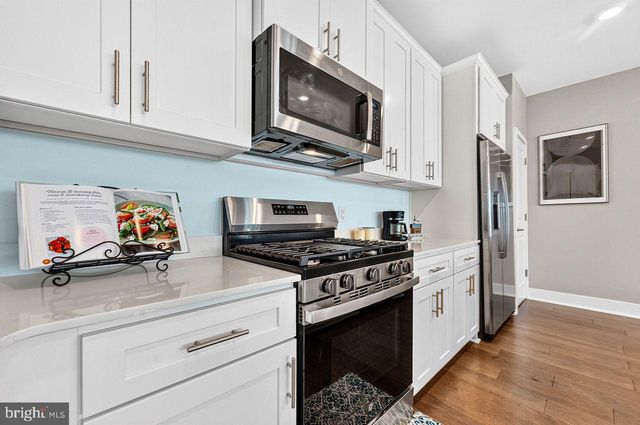 146 LEONA STEWART LANE, Pennington, NJ 08534