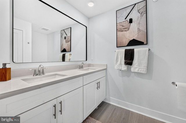 146 LEONA STEWART LANE, Pennington, NJ 08534