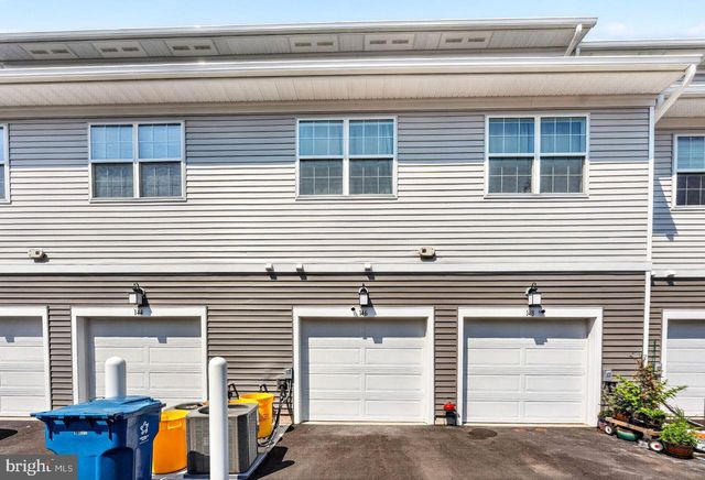146 LEONA STEWART LANE, Pennington, NJ 08534