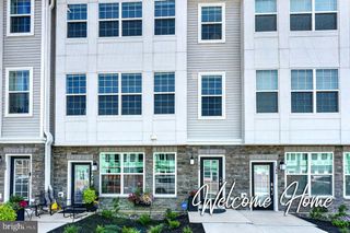 146 LEONA STEWART LANE, Pennington, NJ 08534